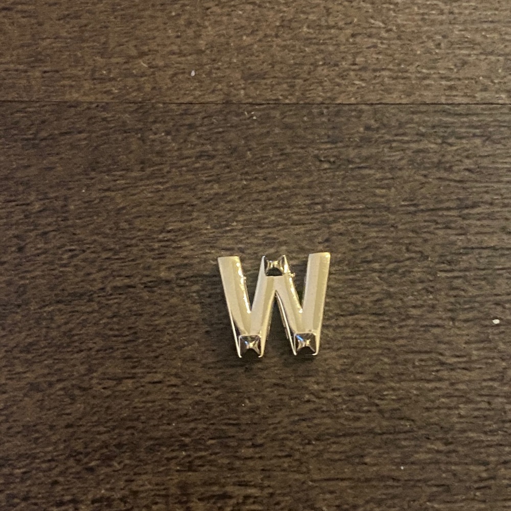 NWT Valentino Rock Stud W Charm